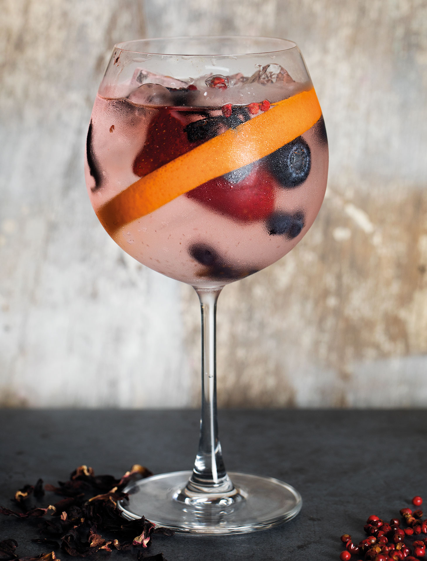 Gin Tonic con Puerto de Indias Strawberry | Alacarta