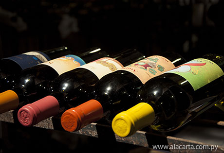 Se degustaron vinos Sicilianos en Le Sommelier