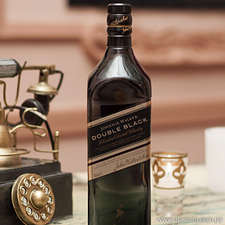 El cuarto encuentro del Club del Whisky presenta el Johnnie Walker Double Black