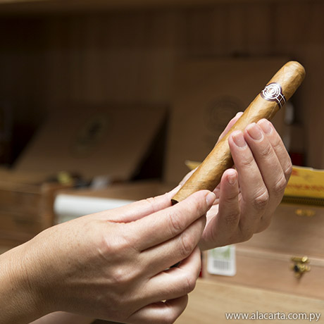 Experiencia cine y habanos