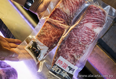 Presentaron nuevos cortes gourmet de carne wagyu